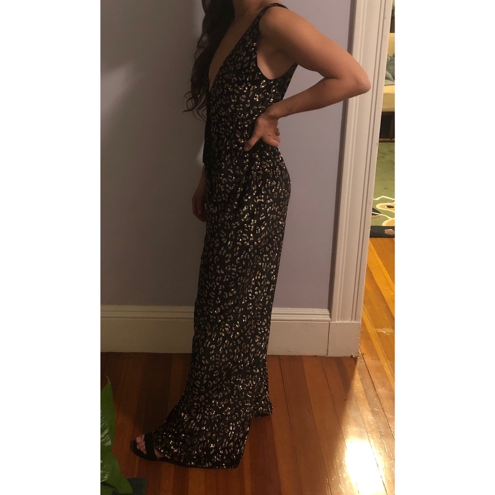 ✨Show Me Your MuMu Leona Jumpsuit ✨ - Picture 5 of 7